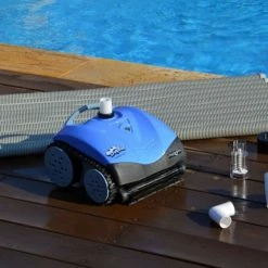 Dolphin Hybrid RS1 Swimming Pool Cleaning Robot -Camping Online Shop rs1 pool side 07873.1429106823